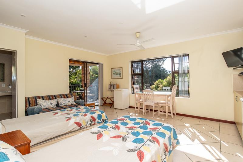4 Bedroom Property for Sale in Bergvliet Western Cape